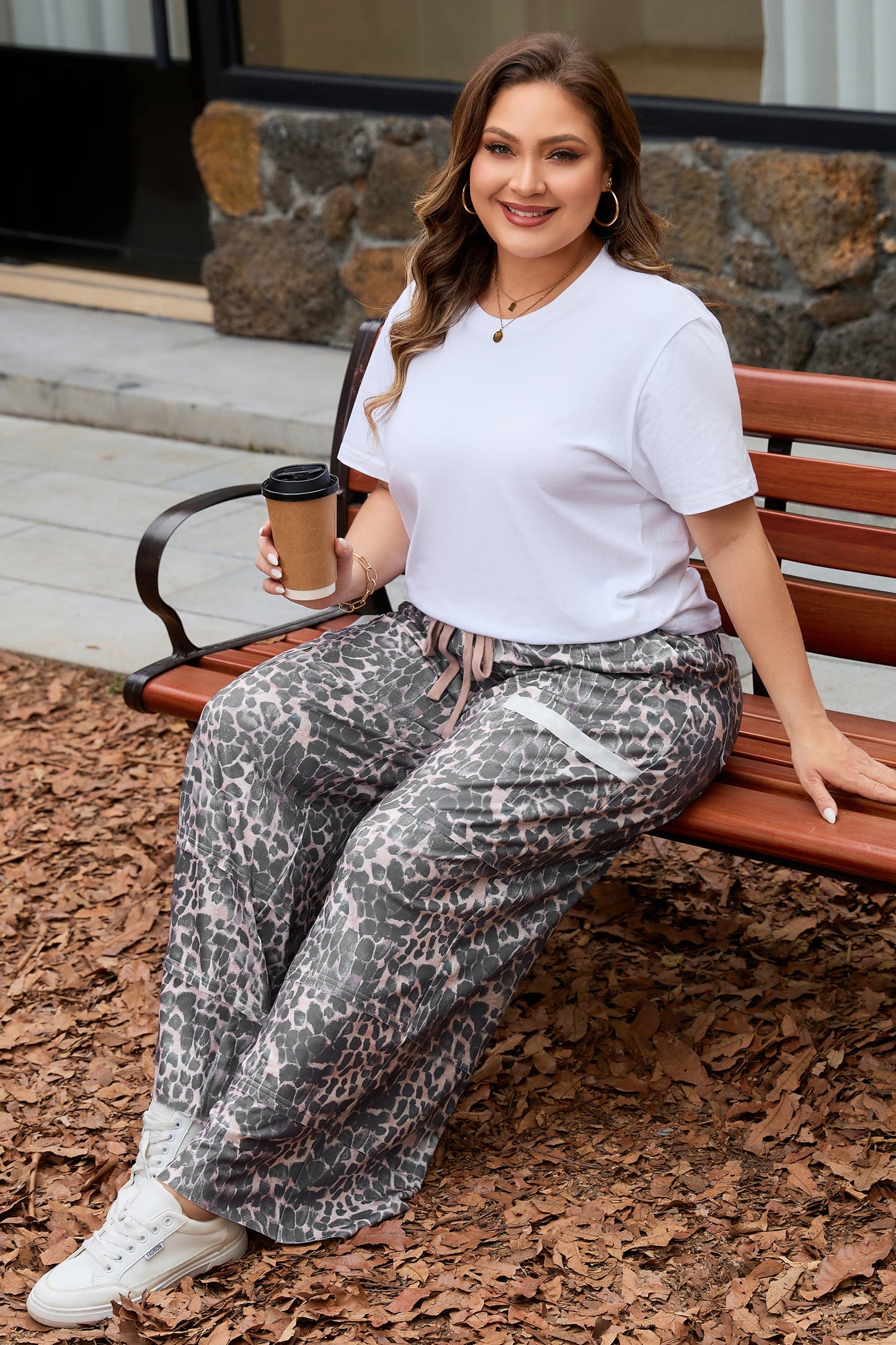 Hadley Patch Drawstring Loose PLUS Pants