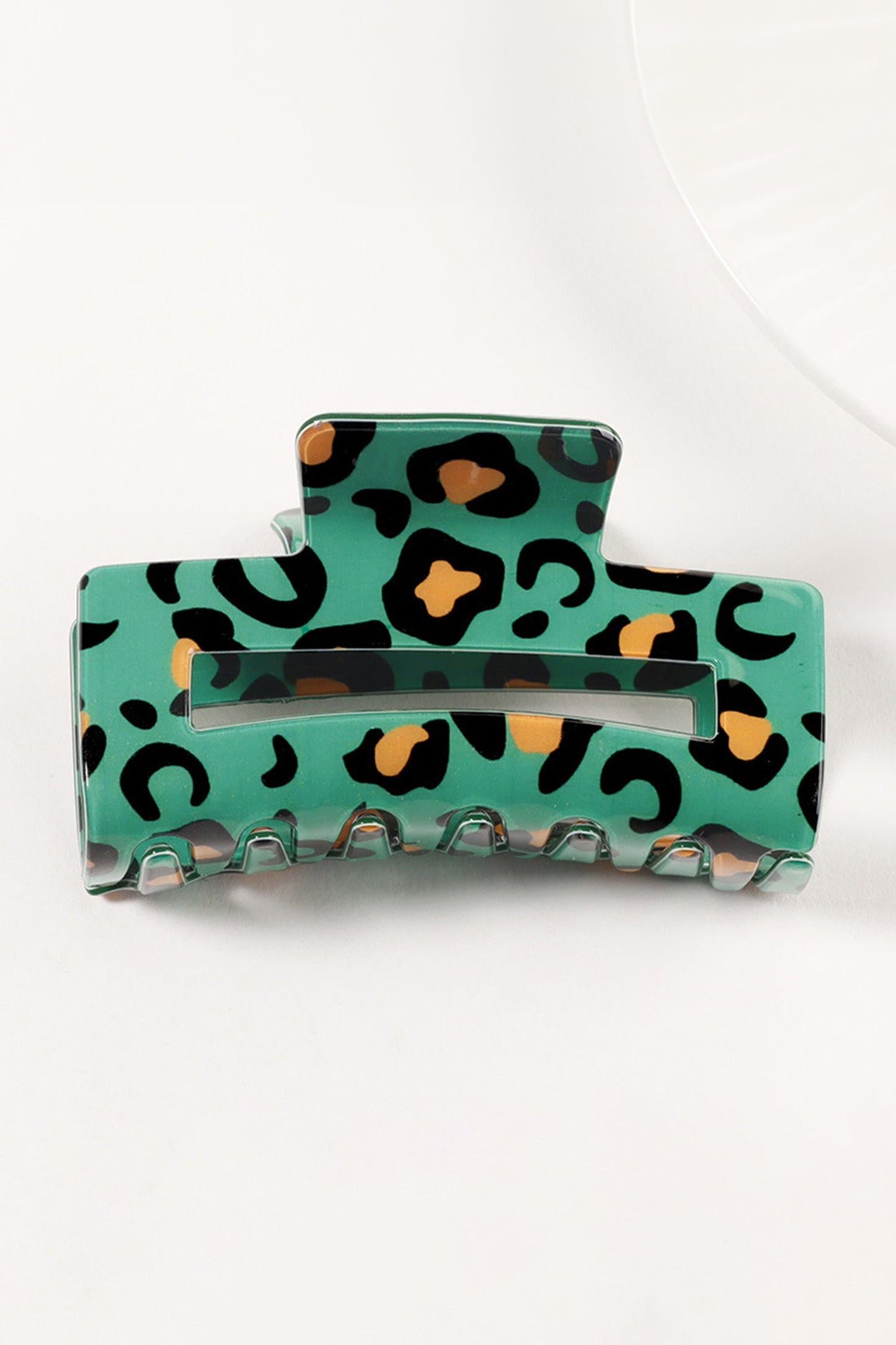 Millie Plastic Hair Claw Clip